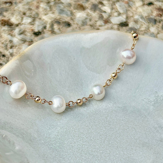 Handmade Natural Freshwater Pearl Bracelet/Genuine Pearl Bracelet/Dainty Pearl Bracelet Twisted Pearl/ Beaded Pearl/Bridesmaid gift/Real pearl Bracelet/Gift for her